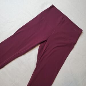 Lululemon Women's Size 6 Align Crop 21" Cassis